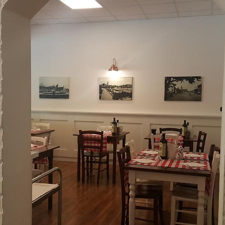 Albergo Pizzeria Sole San Giovanni Lupatoto Exteriör bild